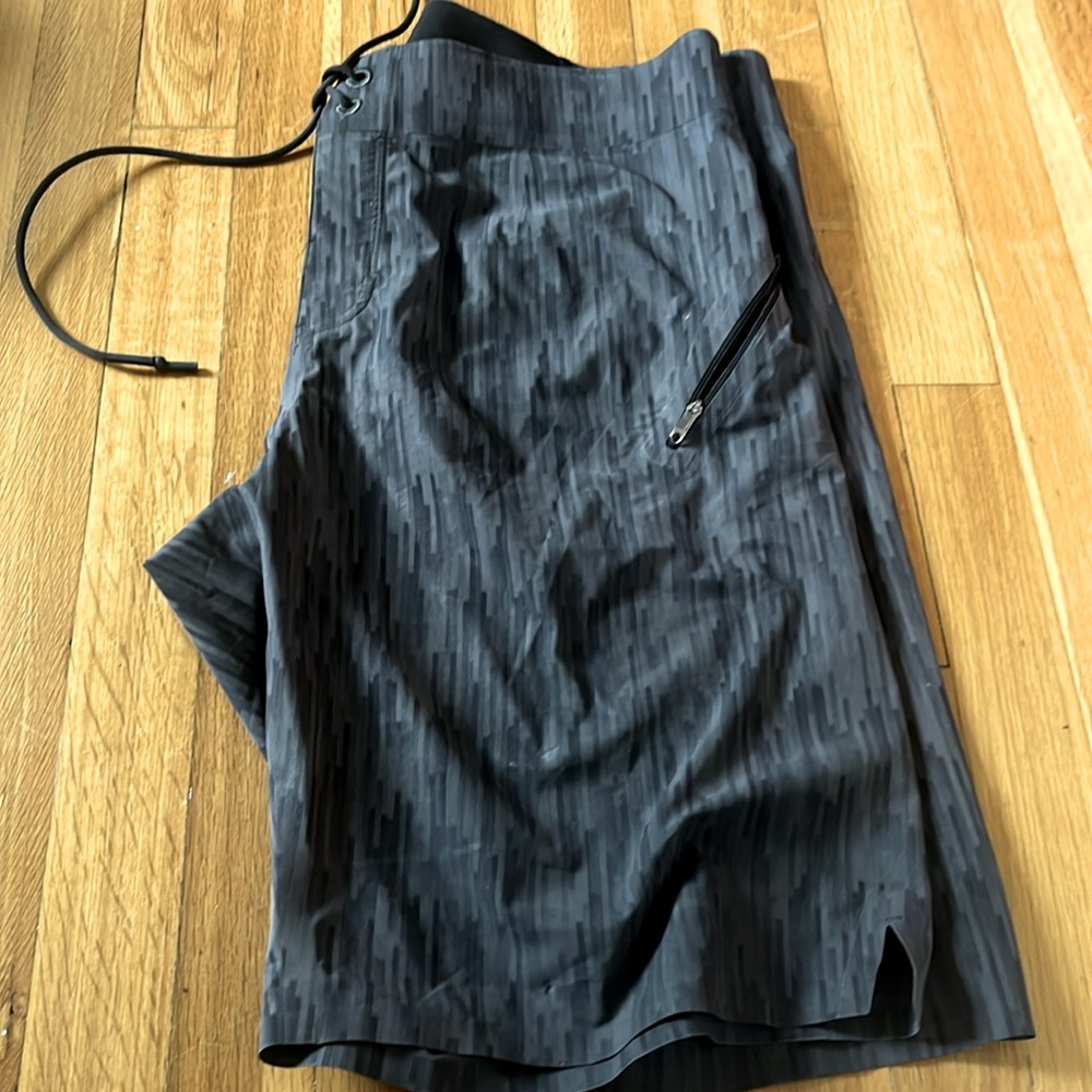 Lululemon men’s bathing suit